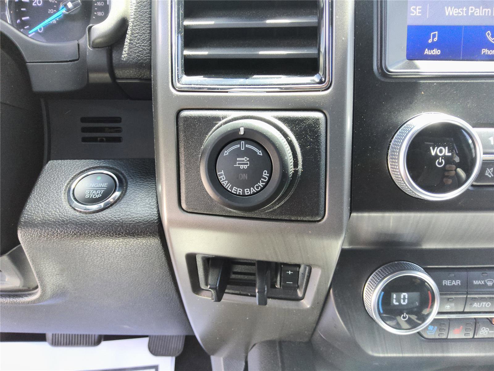 Certified 2021 Ford Expedition XLT RWD image 20