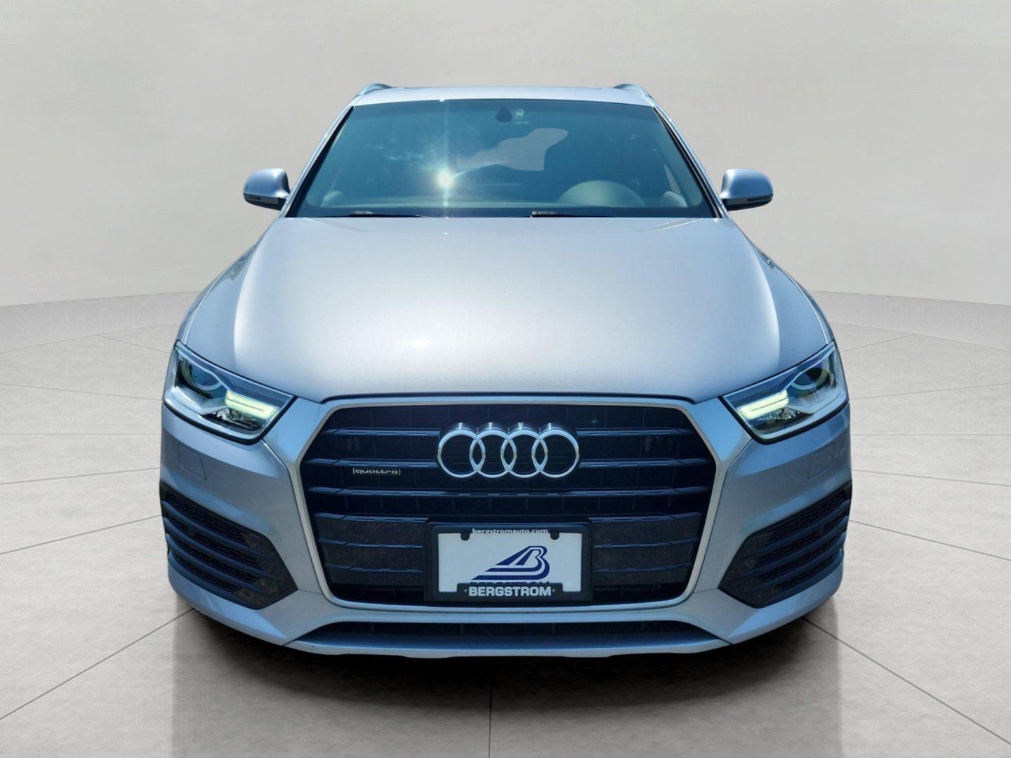 Used 2018 Audi Q3 2.0T Premium AWD/4WD image 4