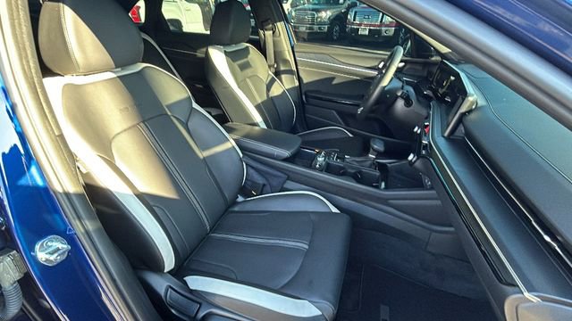 Used 2025 Kia K5 GT-Line image 11