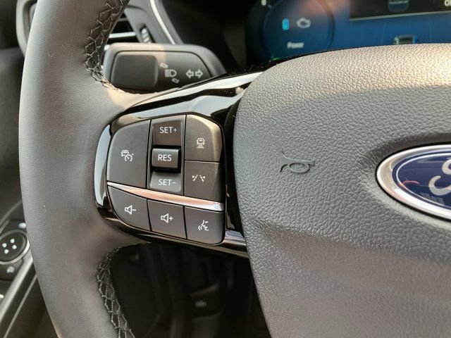 Certified 2025 Ford Escape SE w/ PHEV Premium Package FWD image 37