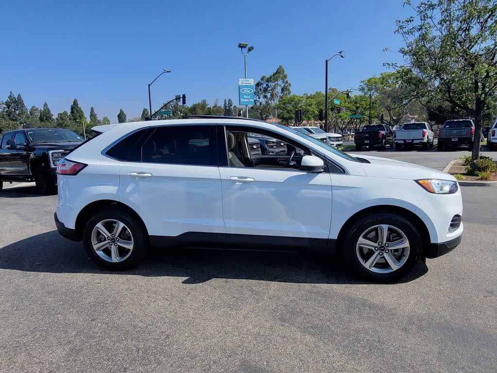 Certified 2022 Ford Edge SEL w/ Convenience Package AWD/4WD image 6