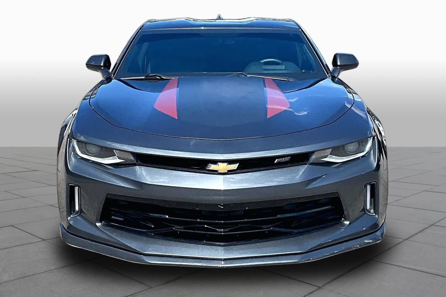 Used 2017 Chevrolet Camaro LT RWD image 4