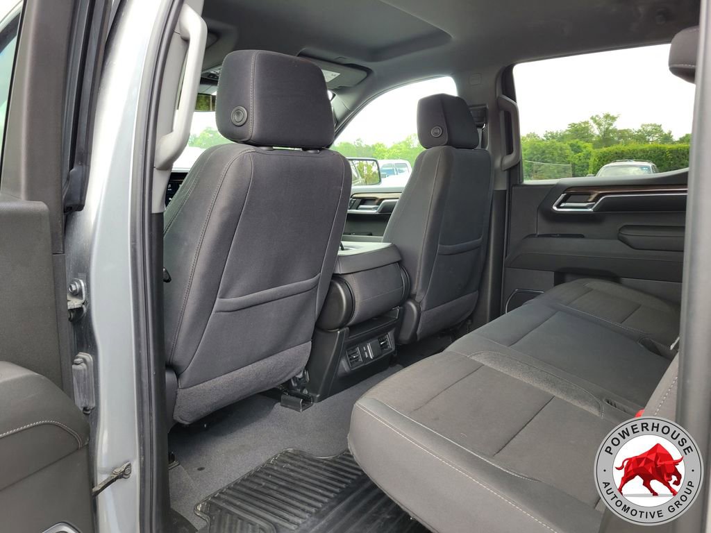 Used 2024 Chevrolet Silverado 1500 LT AWD/4WD image 15