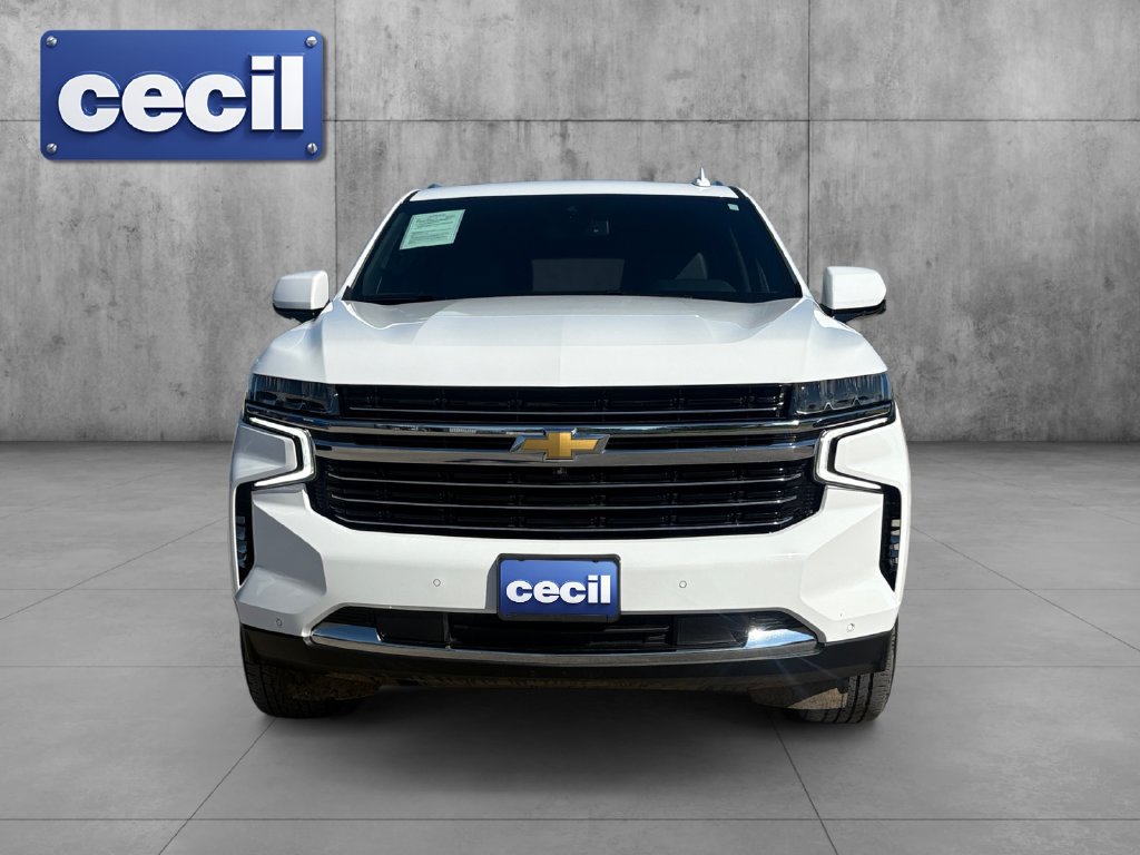 Used 2024 Chevrolet Suburban LT w/ LT Signature Plus Package RWD image 2