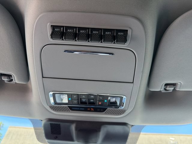 Certified 2025 Ford F350 Lariat w/ FX4 Off-Road Package AWD/4WD image 21