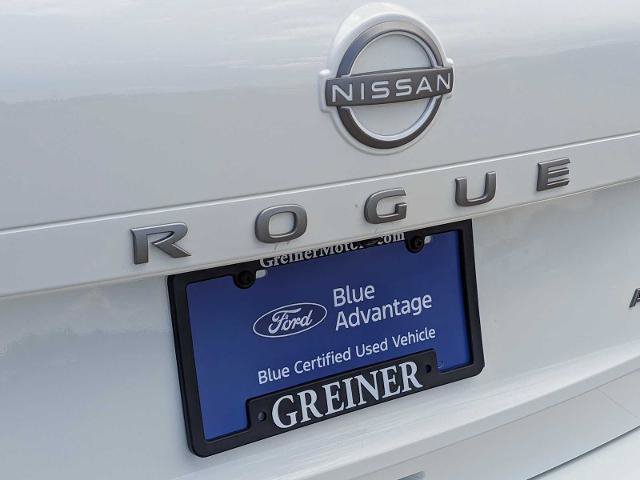 Used 2025 Nissan Rogue S AWD/4WD image 11