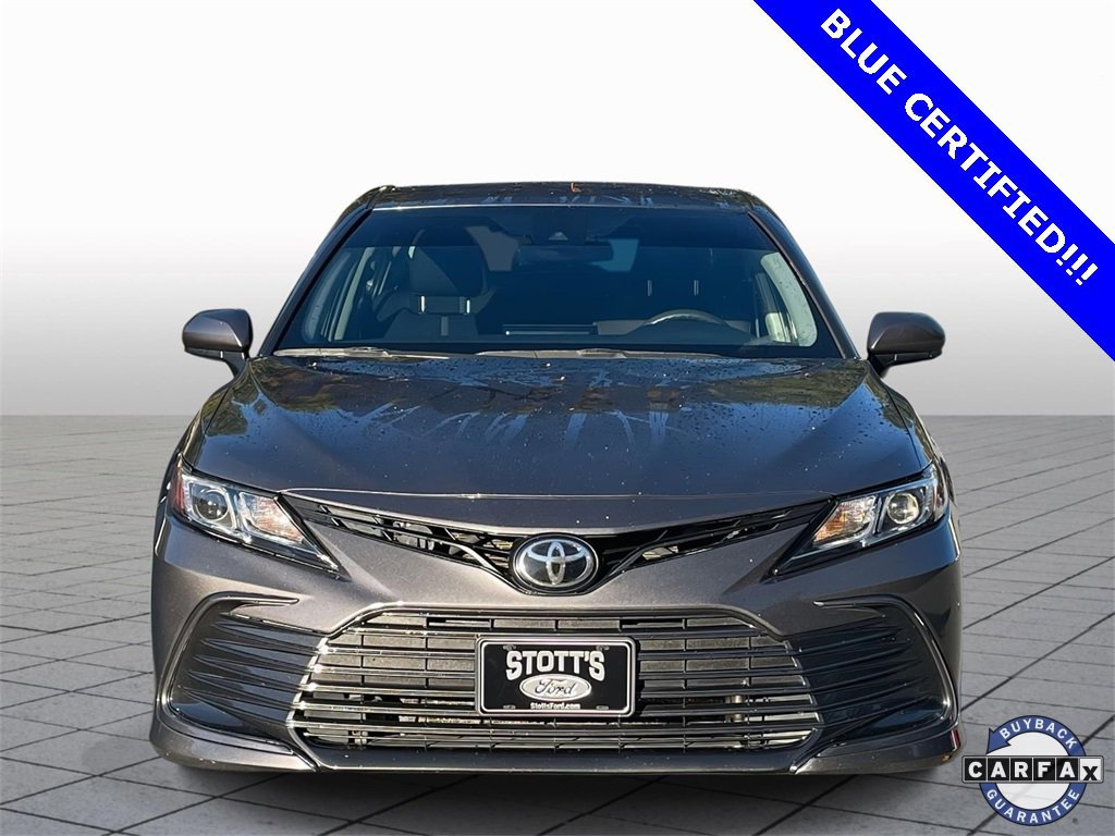 Used 2021 Toyota Camry LE image 6