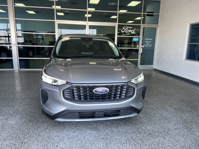 Certified 2024 Ford Escape Active w/ Tech Pack #1 AWD/4WD image 2
