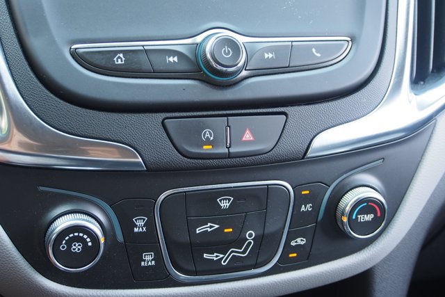 Used 2024 Chevrolet Equinox LS w/ LS Convenience Package FWD image 25