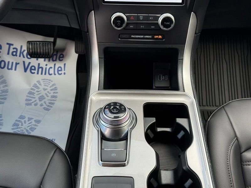 Certified 2024 Ford Edge SEL w/ Convenience Package image 12