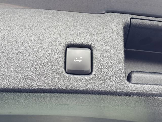 Certified 2024 Ford Escape ST-Line w/ Tech Pack #1 image 28
