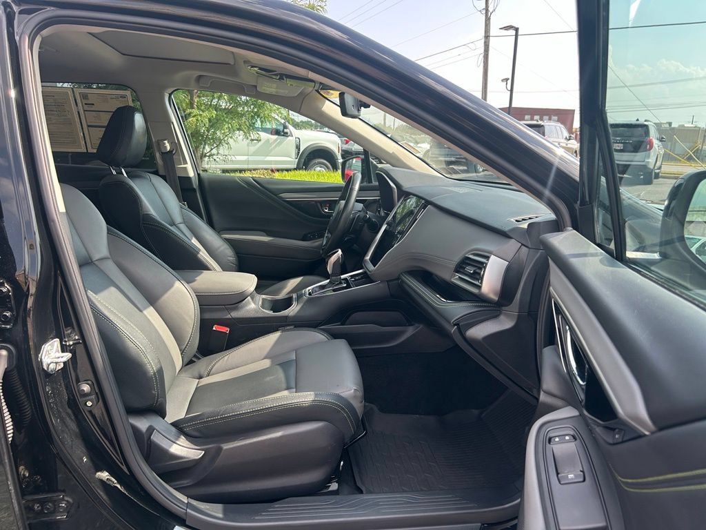 Used 2024 Subaru Outback Onyx Edition AWD/4WD image 31
