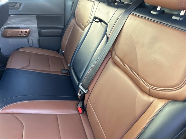 Certified 2022 Ford Maverick Lariat w/ Lariat Luxury Package image 32