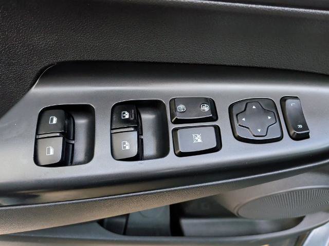 Used 2022 Hyundai Kona SEL w/ Convenience Package image 13