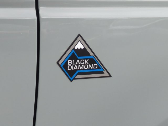 Certified 2023 Ford Bronco Black Diamond AWD/4WD image 39