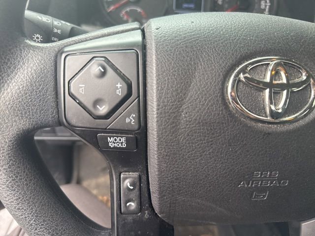Used 2022 Toyota Tacoma SR image 9