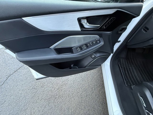 Used 2023 Acura MDX SH-AWD w/ Technology Package image 20