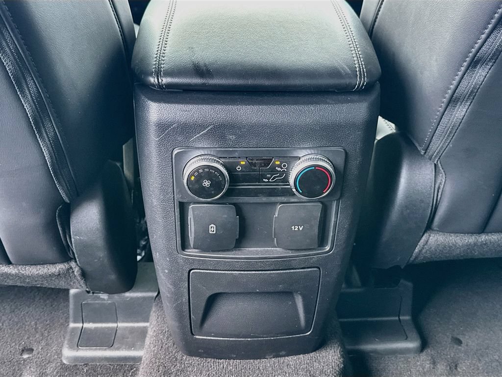 Certified 2024 Ford Explorer XLT w/ Equipment Group 202A RWD image 26