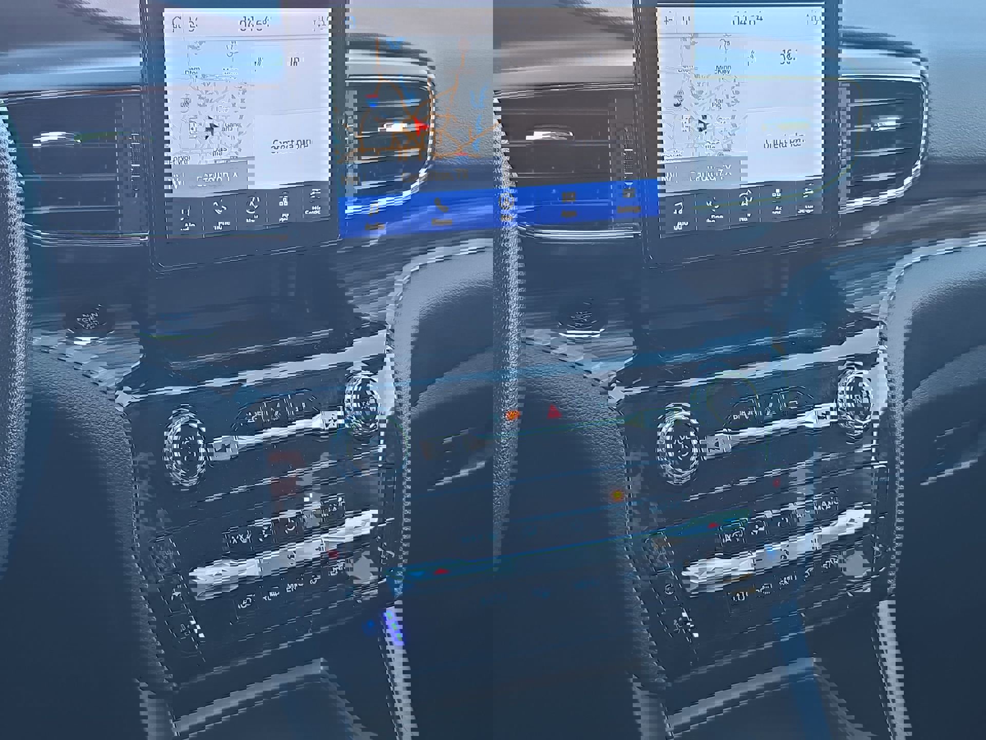 Certified 2023 Ford Explorer Limited w/ Equipment Group 301A image 17