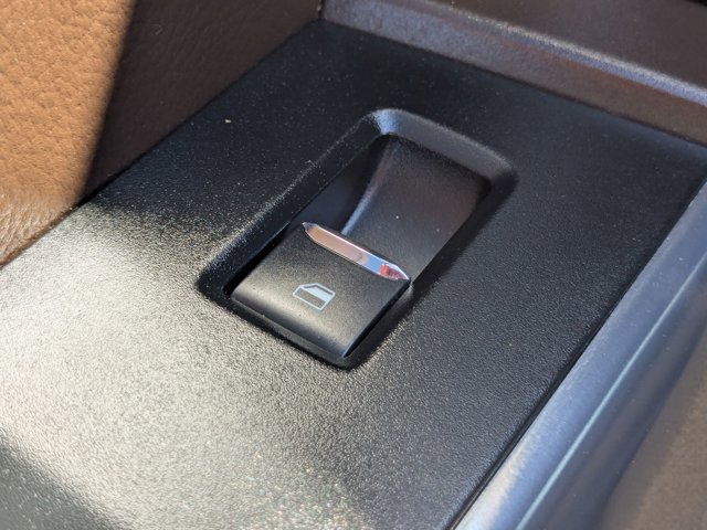 Certified 2025 Ford F150 King Ranch image 32