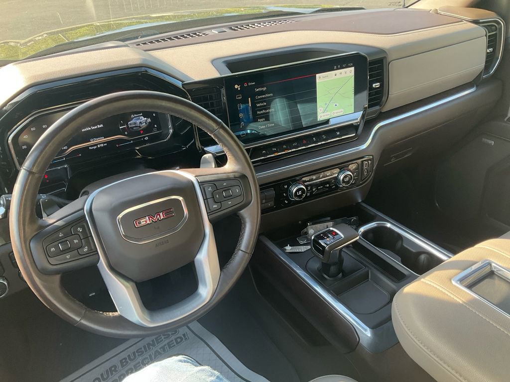 Used 2022 GMC Sierra 1500 SLT w/ SLT Premium Plus Package AWD/4WD image 25