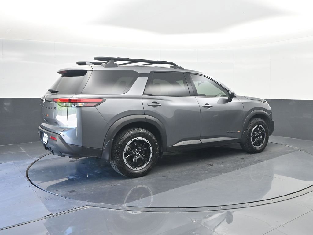 Used 2025 Nissan Pathfinder Rock Creek AWD/4WD image 15