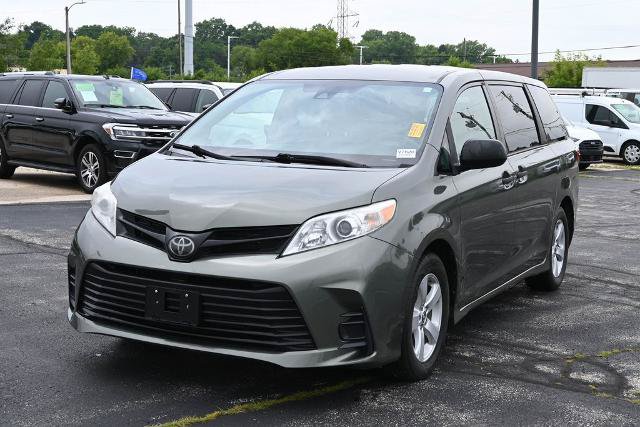 Used 2020 Toyota Sienna L FWD image 5