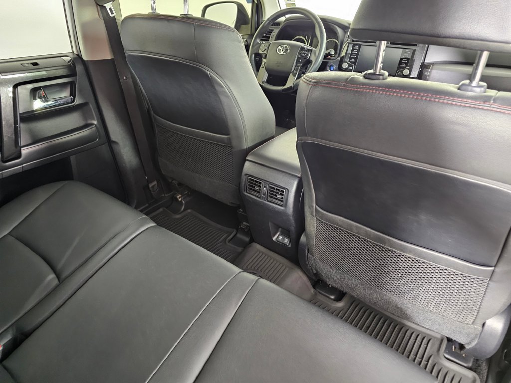 Used 2021 Toyota 4Runner TRD Off-Road Premium w/ Moonroof Package AWD/4WD image 15