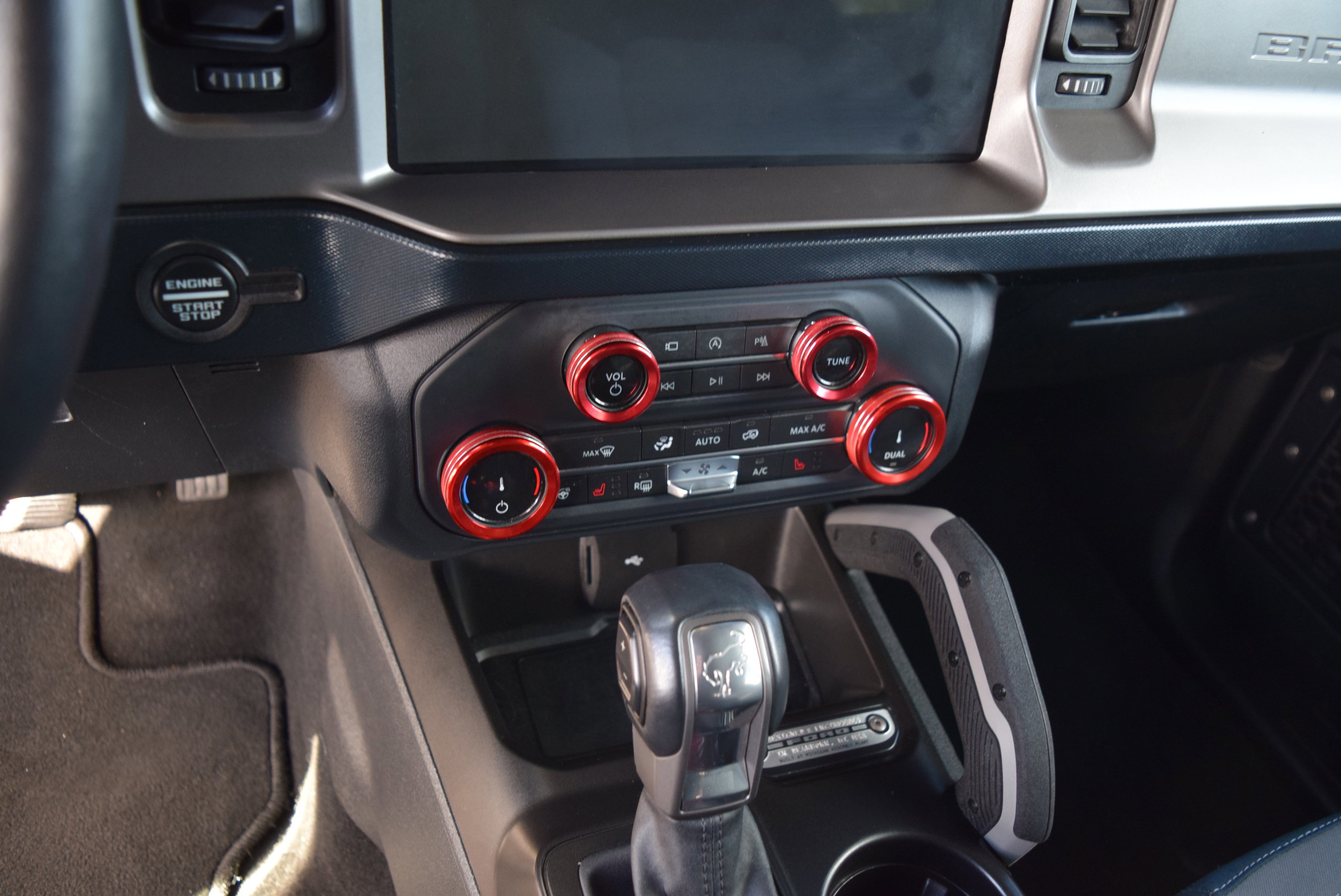 Certified 2022 Ford Bronco Outer Banks AWD/4WD image 15