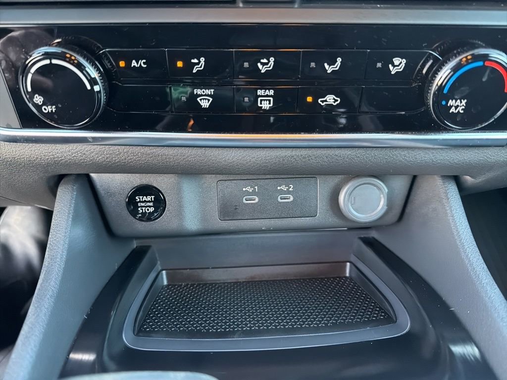 Used 2024 Nissan Rogue S image 23