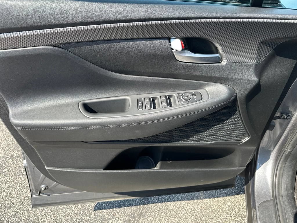 Used 2019 Hyundai Santa Fe SE AWD/4WD image 13