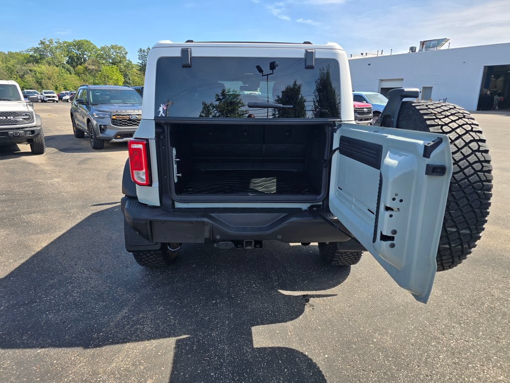 Certified 2023 Ford Bronco Heritage Edition AWD/4WD image 11