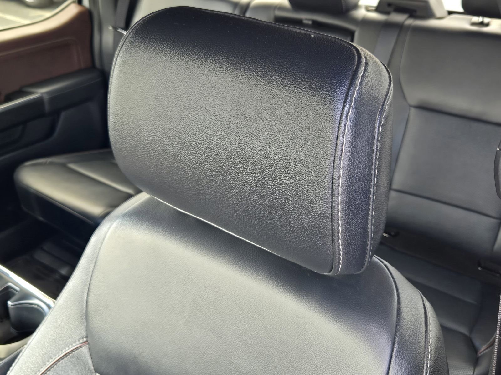 Certified 2023 Ford F150 Lariat w/ Equipment Group 502A High image 22