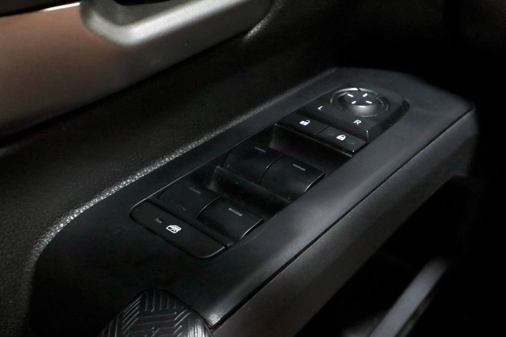 Used 2024 Toyota Tacoma TRD Off-Road AWD/4WD image 25
