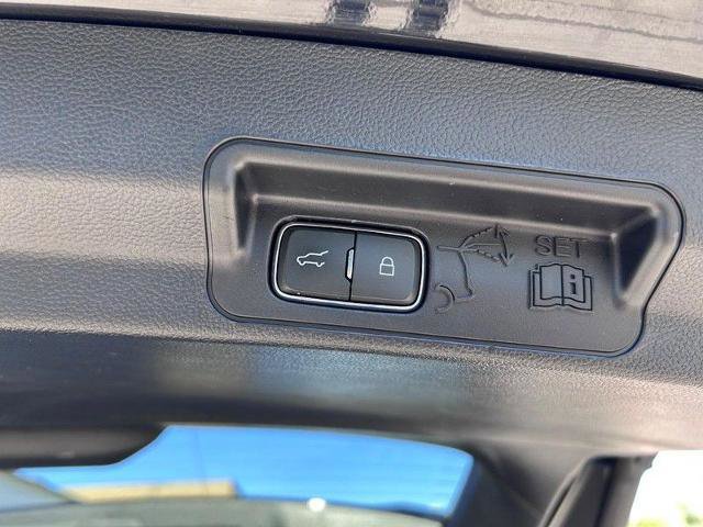 Certified 2021 Ford Explorer XLT w/ Equipment Group 202A image 8