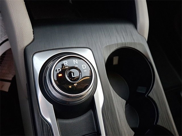 Certified 2023 Ford Escape Platinum w/ Premium Technology Package image 14