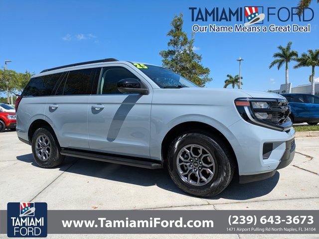 Certified 2025 Ford Expedition Active image 6