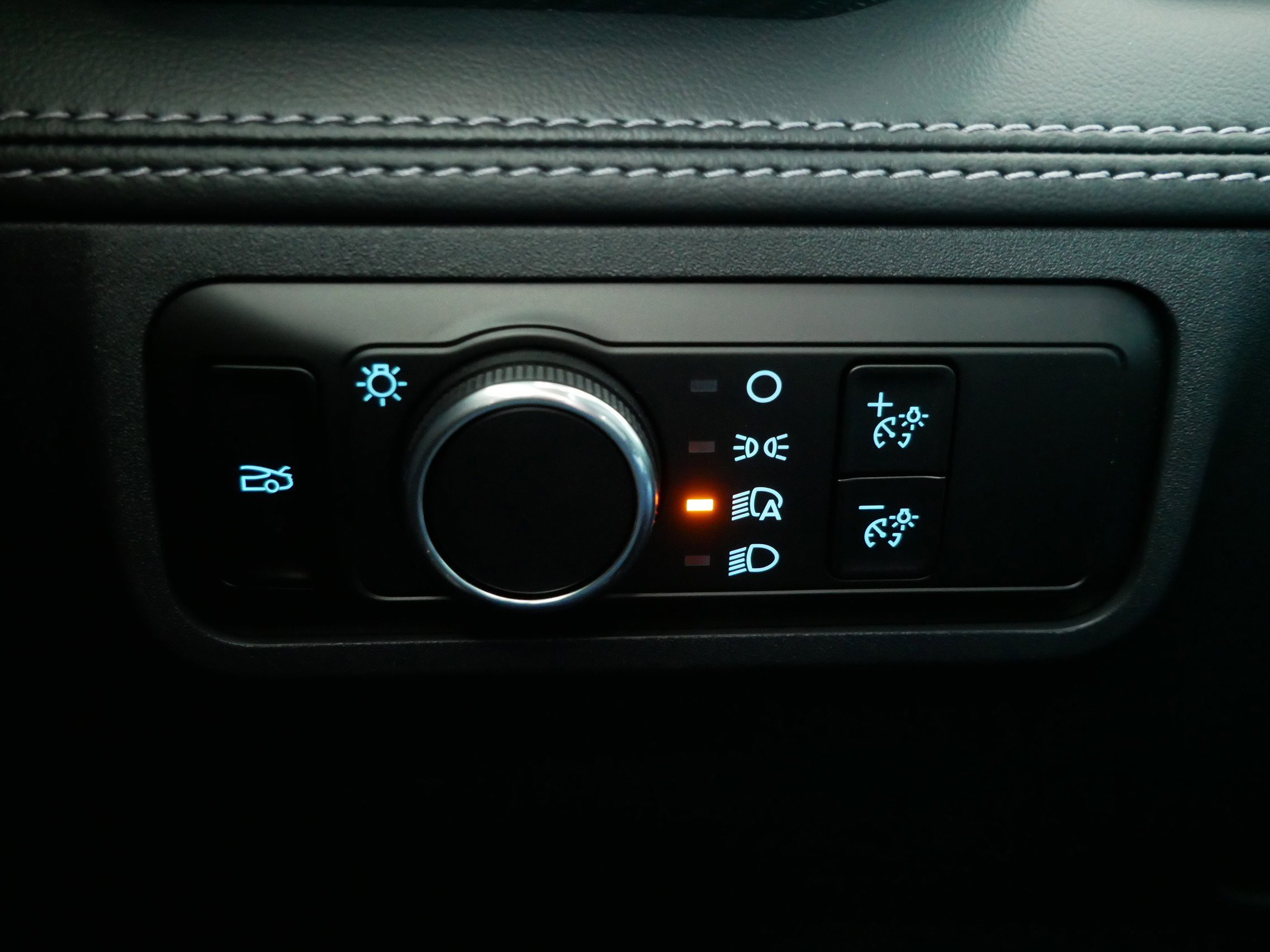 Certified 2025 Ford Mustang GT Premium w/ 60th Anniversary Package image 18