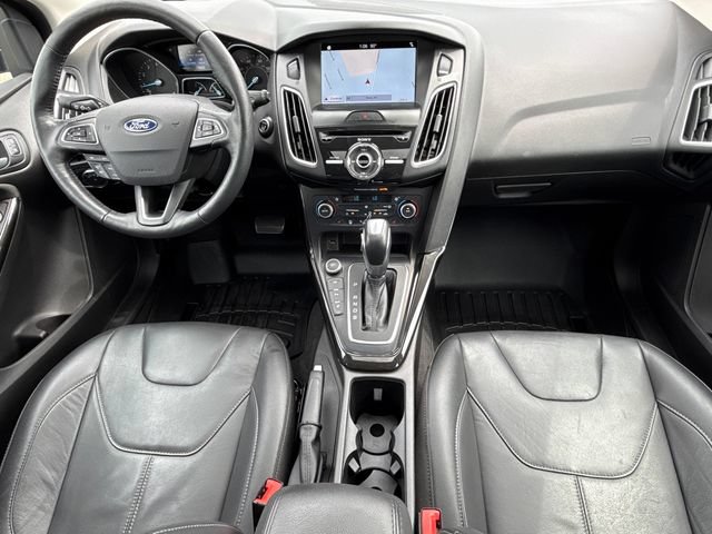 Certified 2018 Ford Focus Titanium w/ Titanium Technology Package FWD image 33