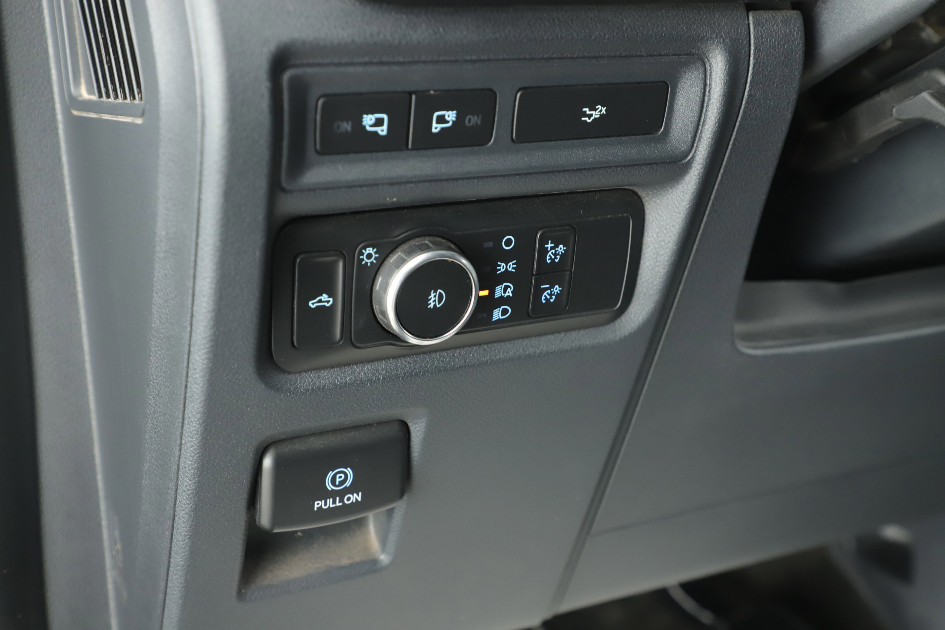 Certified 2022 Ford F150 XLT w/ Equipment Group 302A High image 7