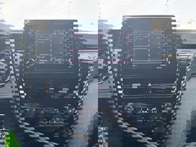 Used 2022 Toyota Camry LE image 13