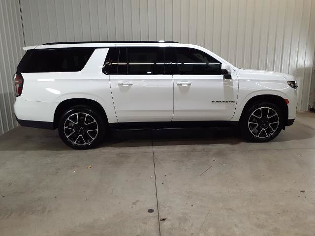 Used 2023 Chevrolet Suburban RST w/ Luxury Package AWD/4WD image 22