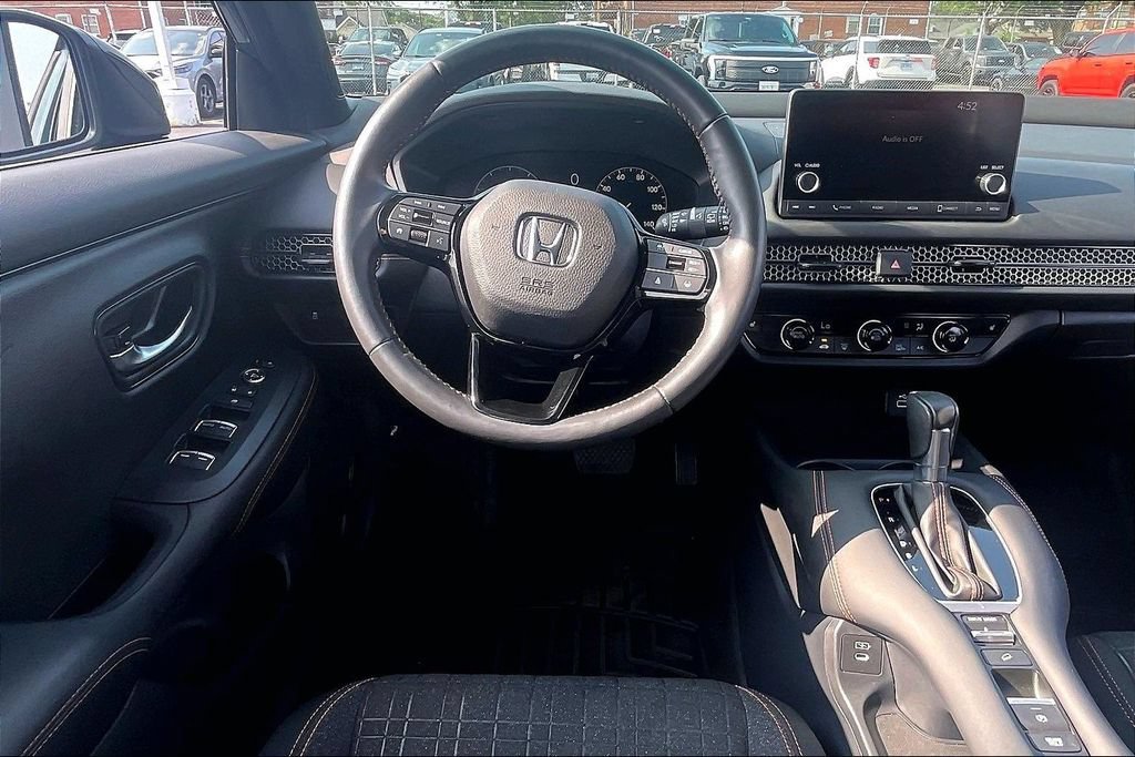 Used 2024 Honda HR-V Sport image 4