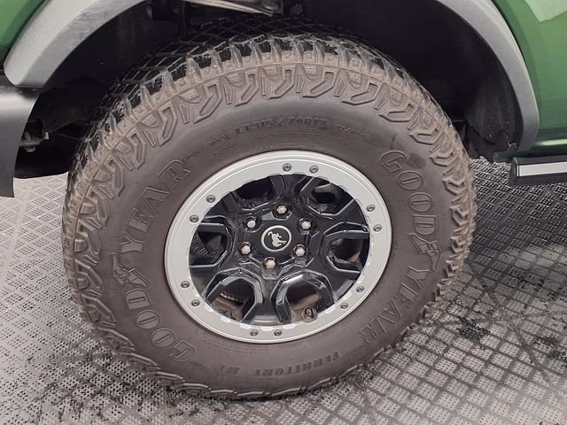 Certified 2022 Ford Bronco Black Diamond w/ Sasquatch Package AWD/4WD image 30
