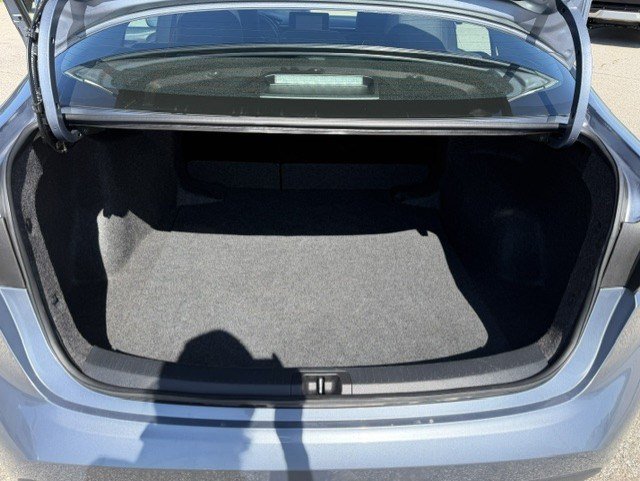 Used 2025 Toyota Corolla LE FWD image 30