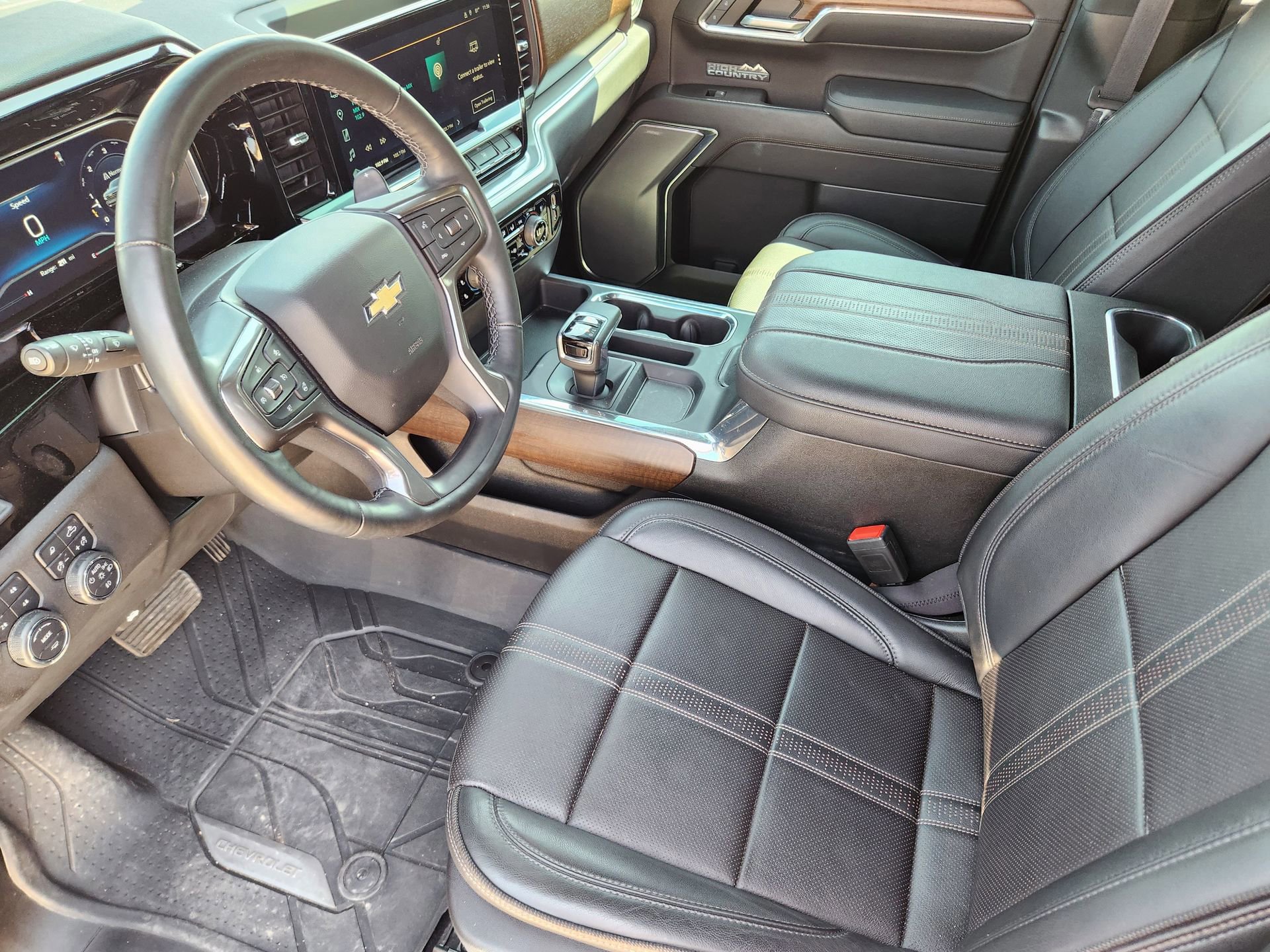 Used 2023 Chevrolet Silverado 1500 High Country w/ High Country Premium Package image 16