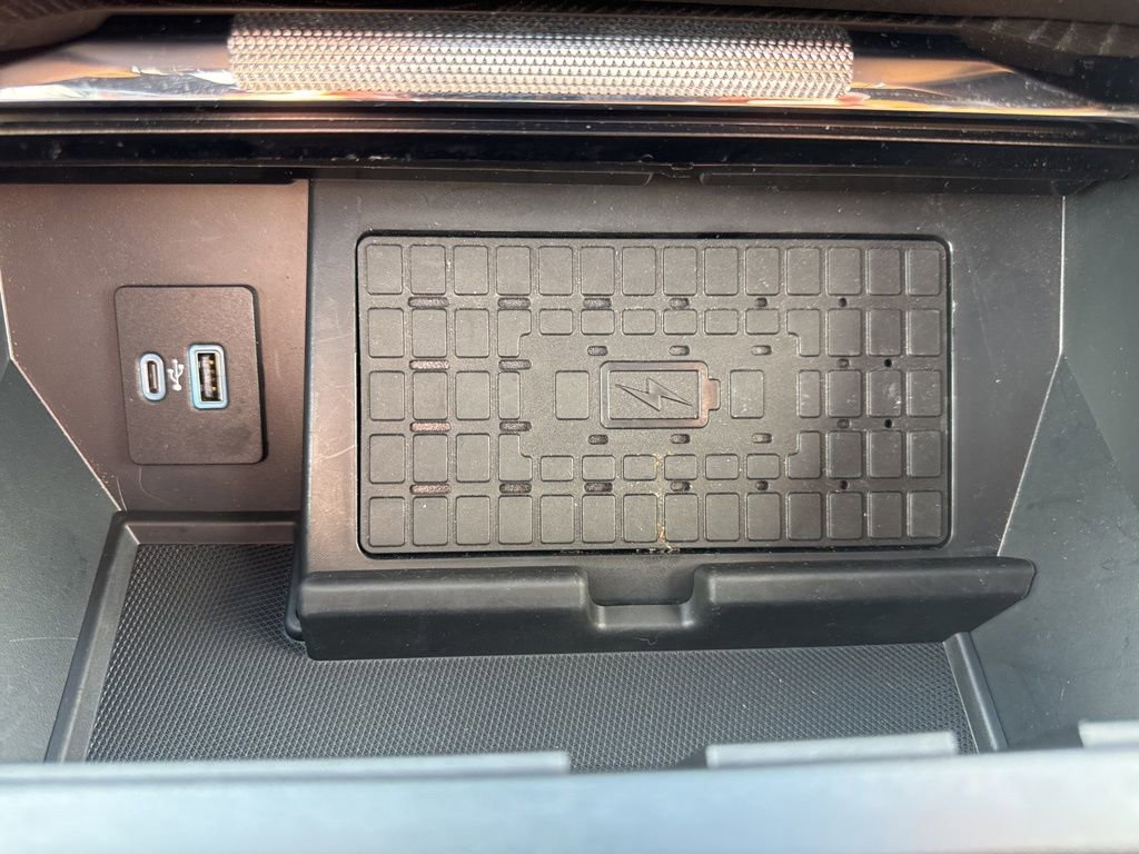 Certified 2023 Ford F150 Platinum w/ Equipment Group 701A High image 33