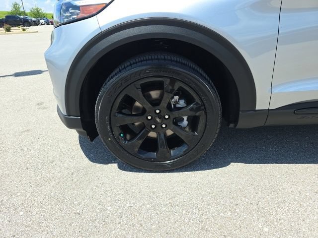 Certified 2023 Ford Explorer ST-Line w/ Class IV Trailer Tow Package AWD/4WD image 9