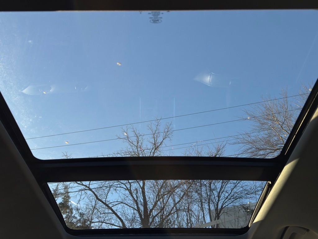 Certified 2022 Ford Explorer XLT w/ Equipment Group 202A image 14