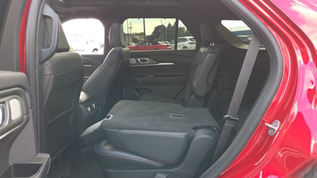 Certified 2025 Ford Explorer ST AWD/4WD image 24